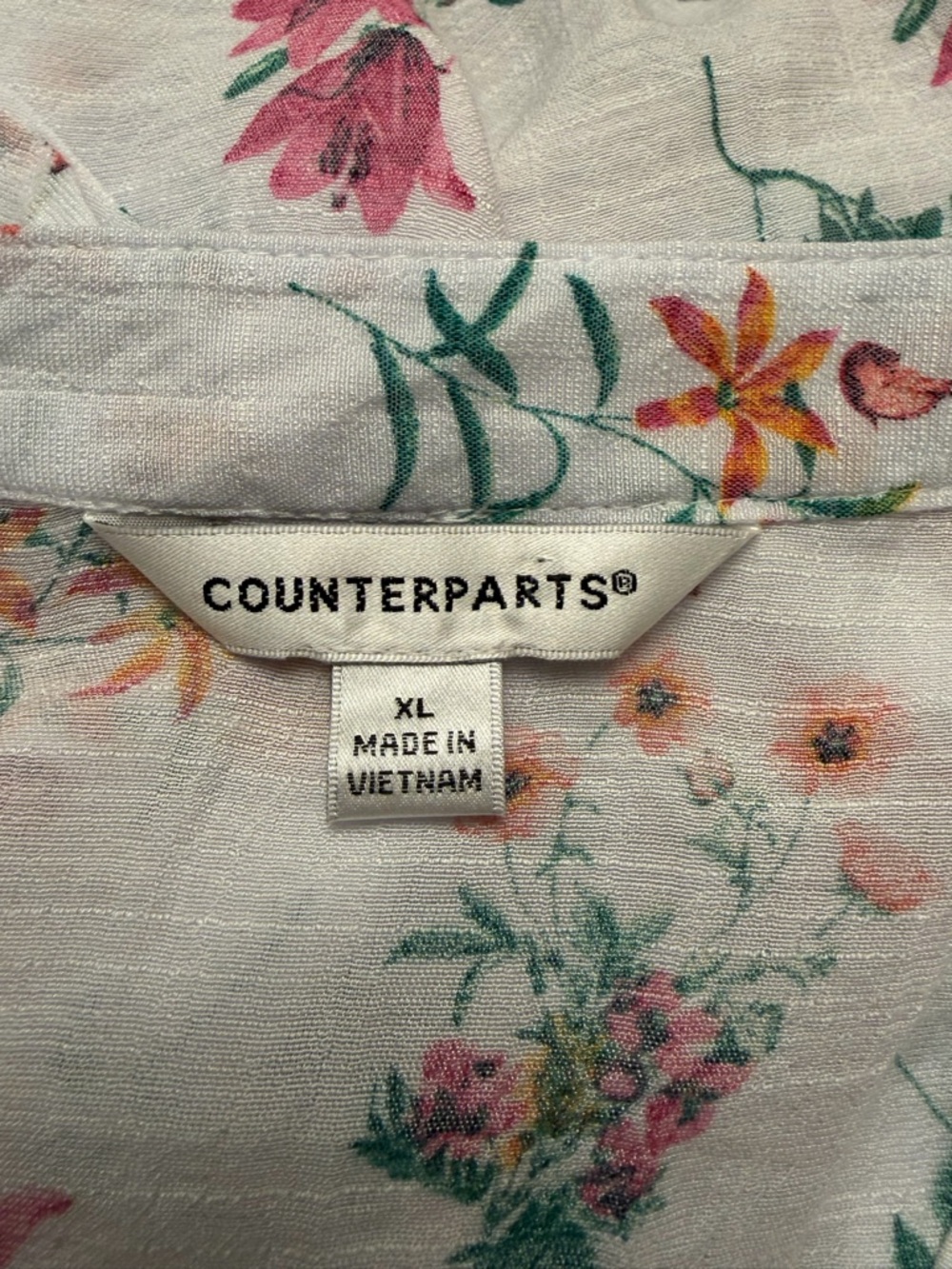 Floral Lightweight top - Picture 4 of 8